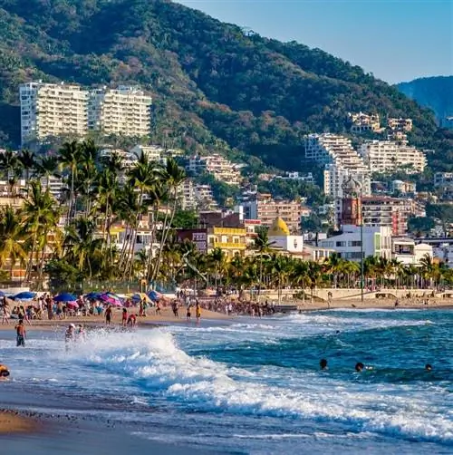 Пляж Пуэрто-Вальярта