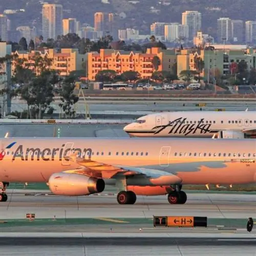 Американские авиалинии Аляски