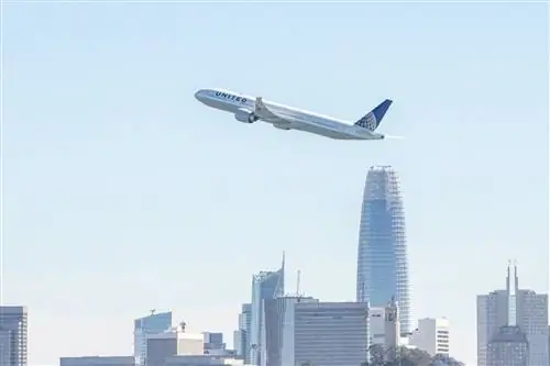 United запускает новые маршруты полетов в уникальные направления