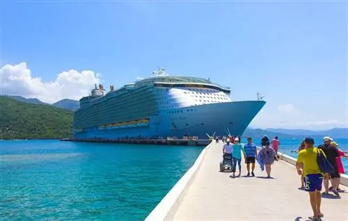 Royal Caribbean объявляет подробности рекордного мега-круиза