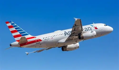 American Airlines предпринимает шаги, чтобы предотвратить повторную массовую отмену рейсов