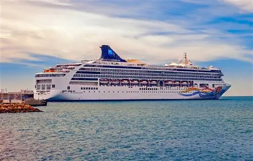 Норвежская круизная линия объявляет о новых маршрутах и больших скидках на рейсы