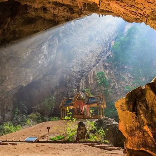 Храмовая пещера Хуа Хин