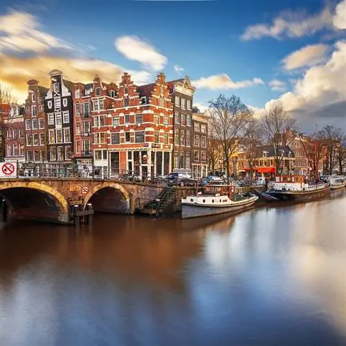 Амстердамский канал