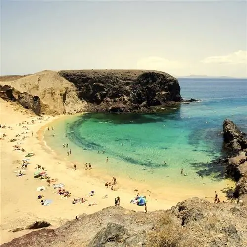 Пляж Папагайо, Лансароте