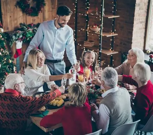 семейный рождественский ужин
