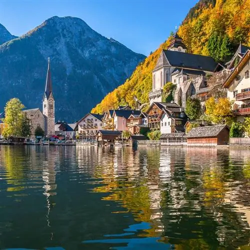 Австрия, город на берегу озера
