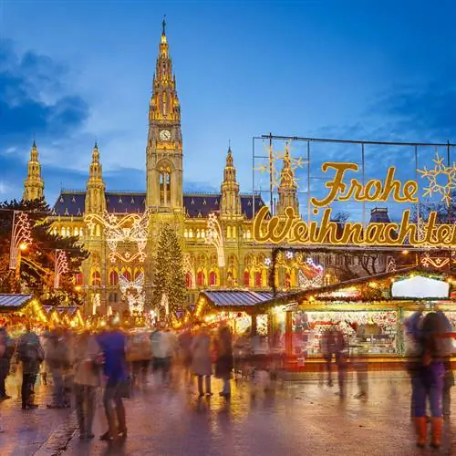 Рождественский рынок Ратуши