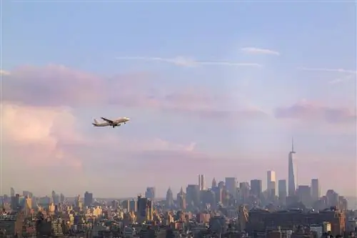 Breeze Airways запускает новые маршруты полетов в США