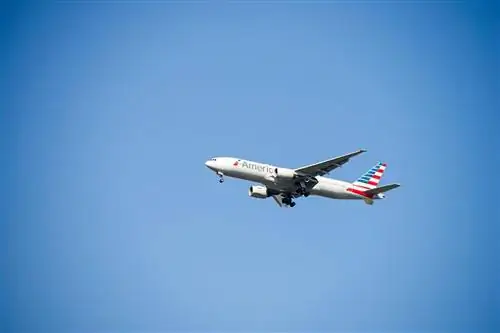 American Airlines вносит массовые изменения в рейсы из Вашингтона