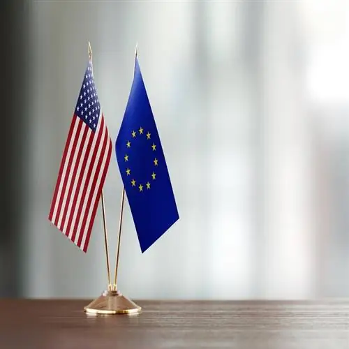 Флаг ЕС и США