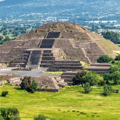 Древний город Теотиуакан в Мексике