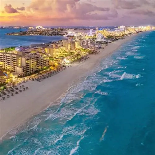 Вид с воздуха на Канкун