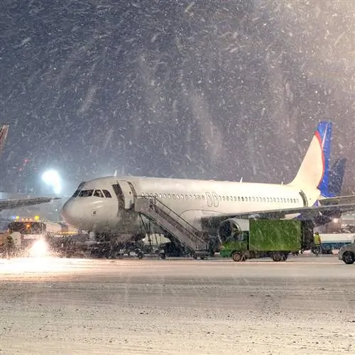 самолет ждет