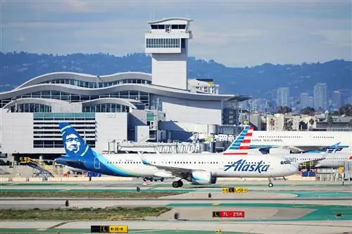 Alaska Airlines представляет ежемесячный проездной билет стоимостью 49 долларов на маршруты на западное побережье