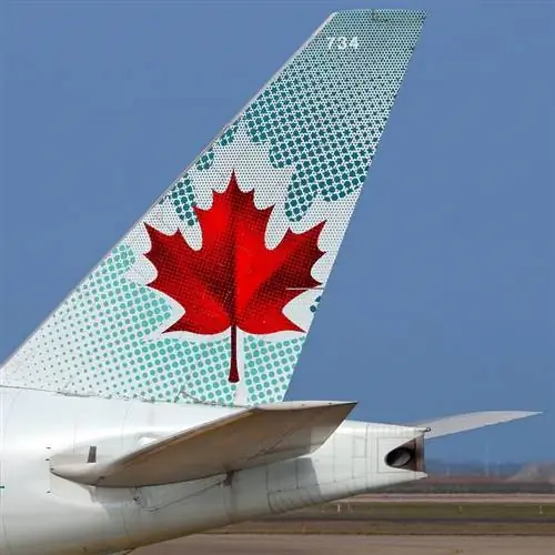 Хвост самолета Air Canada