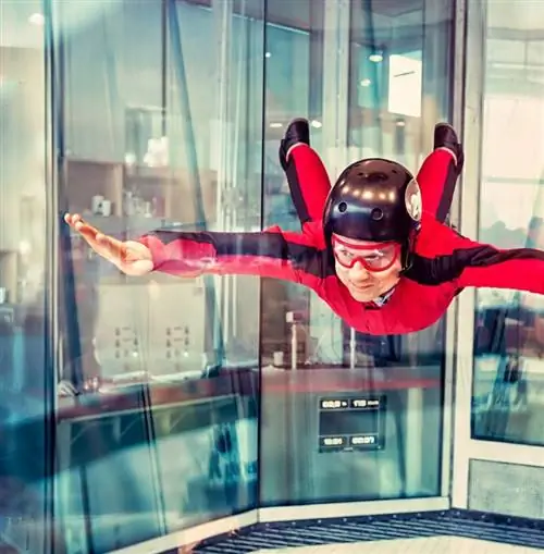 Получите острые ощущения от прыжков с парашютом