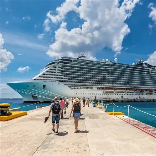 Круизный лайнер MSC Seaside на острове Косумель, Мексика