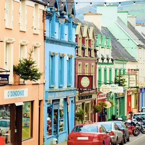 Красочные дома в Кенмэре, Ирландия