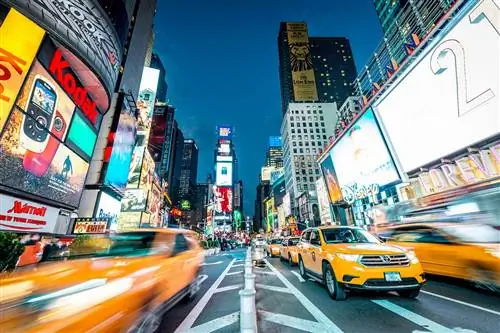 Нью-йоркские такси официально стали доступны в Uber