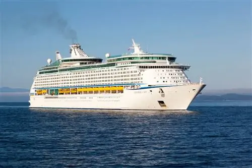 Royal Caribbean Cruises приветствует возвращение «шведский стол» с самообслуживанием