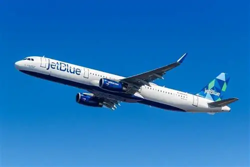 JetBlue будет предлагать недорогие рейсы в Лондон все лето