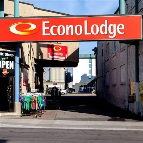 Вывеска отеля Econo Lodge
