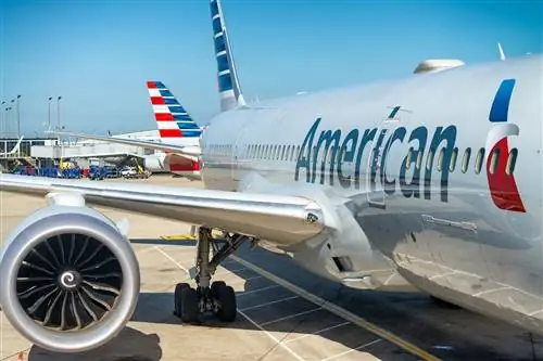 American Airlines объявляет о новых рейсах, но сокращает несколько дальнемагистральных маршрутов