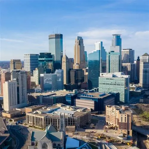 Миннеаполис