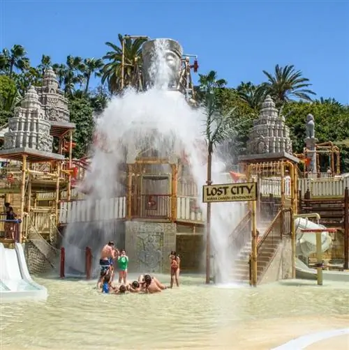 Затерянный город в Сиам-парке в Испании