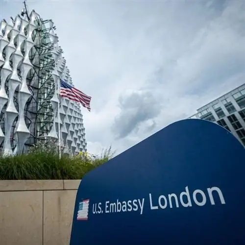 Посольство США в Лондоне, Англия