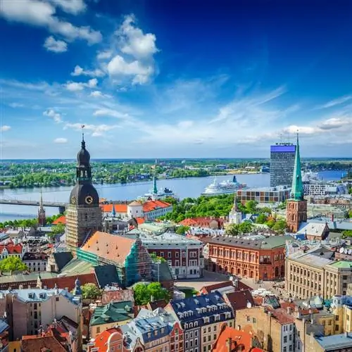 Вид с воздуха на старый исторический город Рига, Латвия