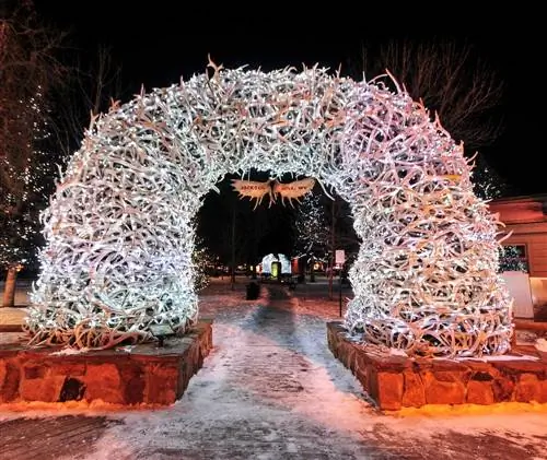 Исследуйте окрестности