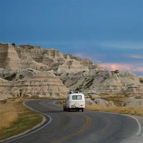 Кемпер в национальном парке Бэдлендс
