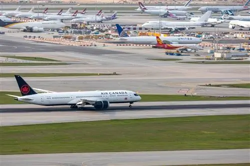 Air Canada и United расширяют туристическое сообщение между Канадой и США