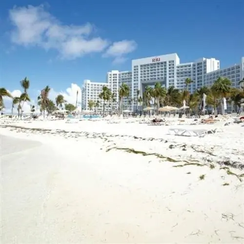 Курорт Riu Palace Peninsula в Канкуне, Мексика
