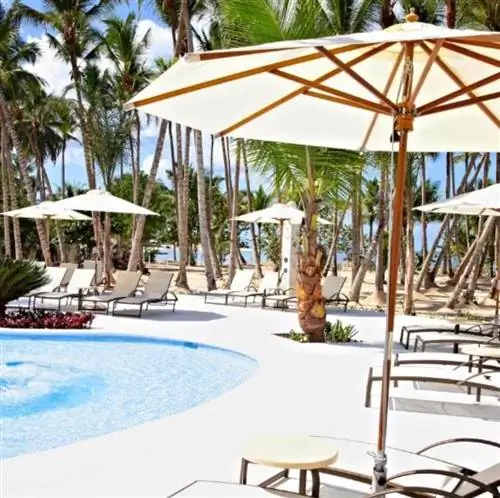 Bahia Principe Luxury, вид на бассейн в Буганвиле