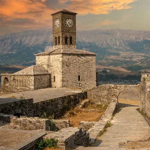 Замок Гирокастра в Гирокастре, Албания