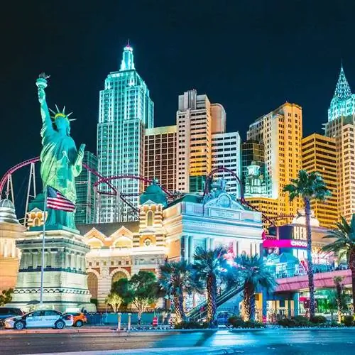 Стрип Лас-Вегаса ночью