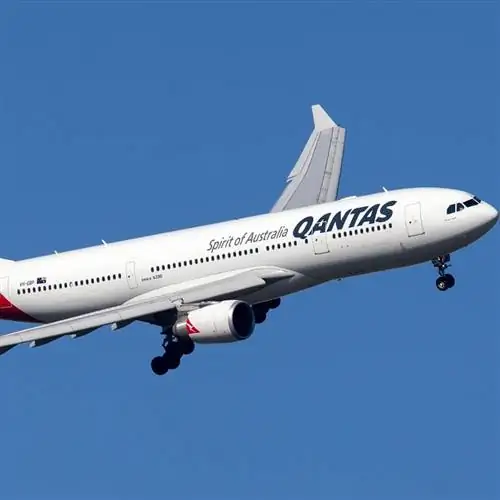 рейс Qantas