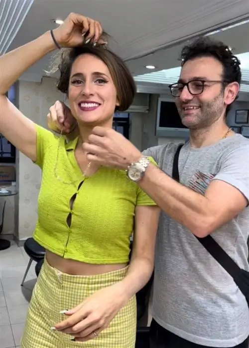 Нурхан Гюмюш помогает нам покупать золото на большом базаре в Турции