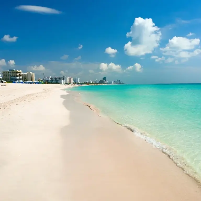 Вид на южный пляж