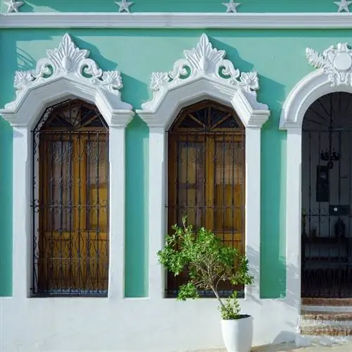 Бирюзовое здание в старом городе Сан-Хуан, Пуэрто-Рико