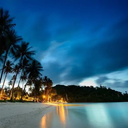 Пляж на закате