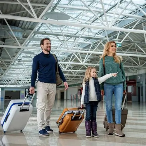 Это авиакомпания с наименьшими задержками в США прямо сейчас