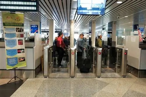 Американцы теперь могут сканировать свой путь в Канкун для более быстрой иммиграции