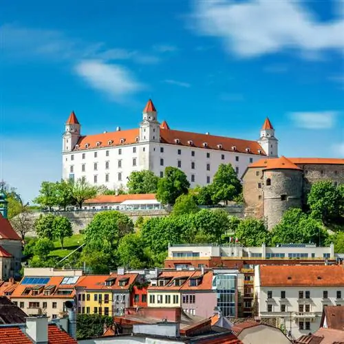 Это самые безопасные страны Восточной Европы для туристов