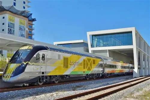 В этом году новый высокоскоростной поезд соединит Майами и Орландо