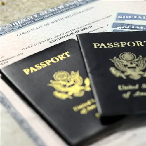 паспорта и документы социального страхования