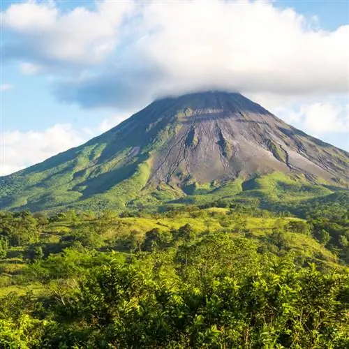 вулкан в Коста-Рике